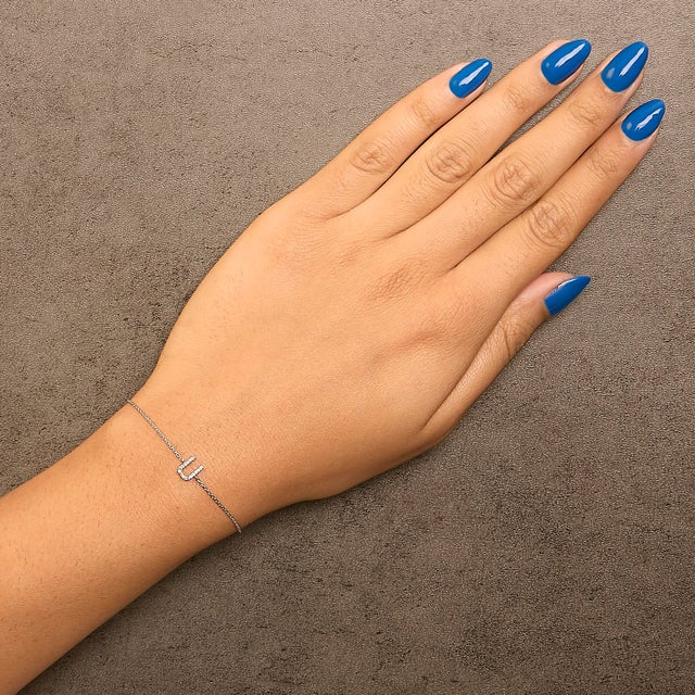 Early 21st Century 10K White Gold Diamond Accent "U" Initial Charm and Link Bracelet For Sale - Image 5 of 6