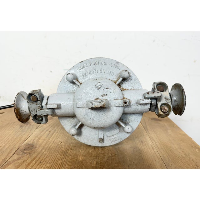 Industrial Grey Explosion Proof Lamp, 1980s For Sale - Image 13 of 18