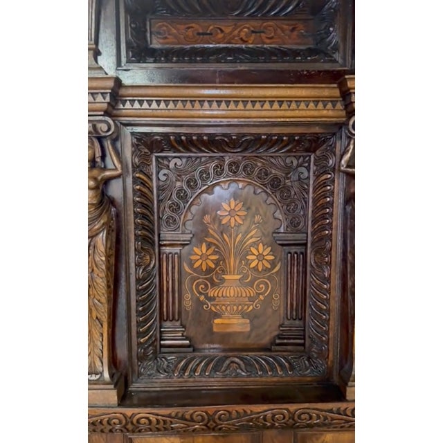 Important Antique c.1600 Charles I Documented English Oak Tester Bed – Museum Quality – Hand Carved – Rare Royal Presentation For Sale - Image 15 of 18