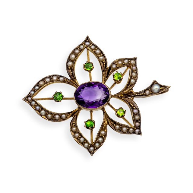 1900 - 1909 Antique 9k Art Nouveau Demantoid Garnet Amethyst Seed Pearl Pendant Ca. 1905 For Sale - Image 5 of 7