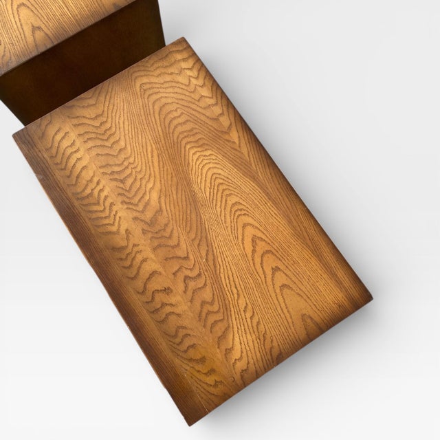 Pair of Mid-Century Modern Oak Nightstands With Paneled Drawer Fronts For Sale In Los Angeles - Image 6 of 18