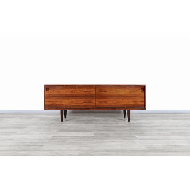 Brick Red Danish Modern Rosewood Model-20 Credenza by Niels Otto Moller For Sale - Image 8 of 13