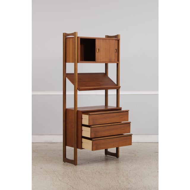 1980s Mid Century Modern Walnut Bookcase Etagere Unit For Sale - Image 5 of 15