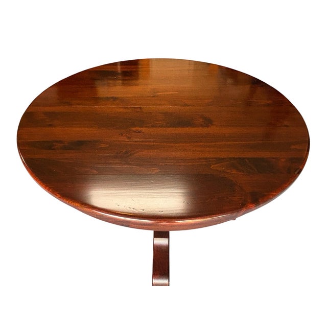 Ethan Allen Vintage 1970s Ethan Allen "Old Tavern" Antiqued Pine Round-to-Oval Extension Dining Table With One Leaf. For Sale - Image 4 of 12