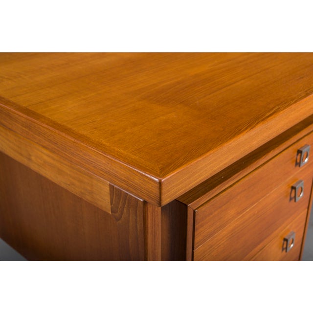 Danish Modern Executive Teak Desk by Arne Vodder for H.P. Hansen, 1960s For Sale - Image 12 of 18