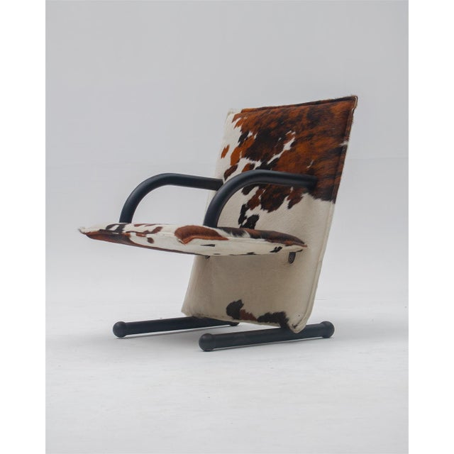 Mid-Century Modern T-Line Armchair in Cowhide by Burkhard Vogtherr for Arflex, 1980s For Sale - Image 3 of 9