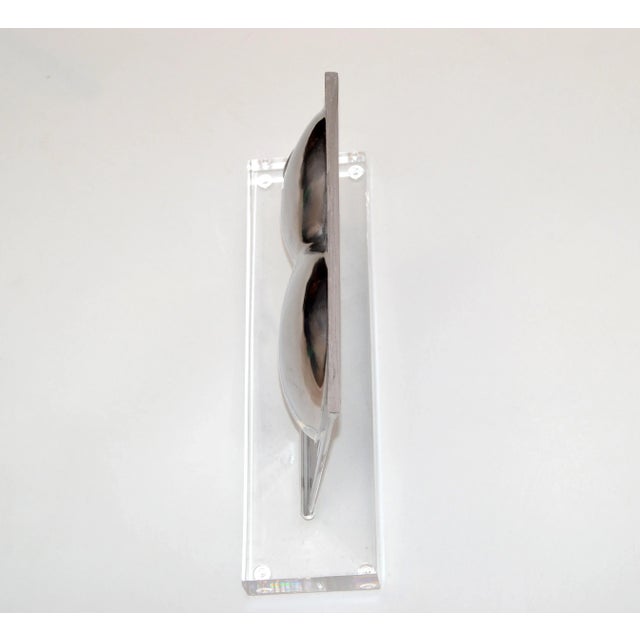 1970s Mid-Century Modern Abstract Chrome and Lucite Table Sculpture 1970 For Sale - Image 5 of 13