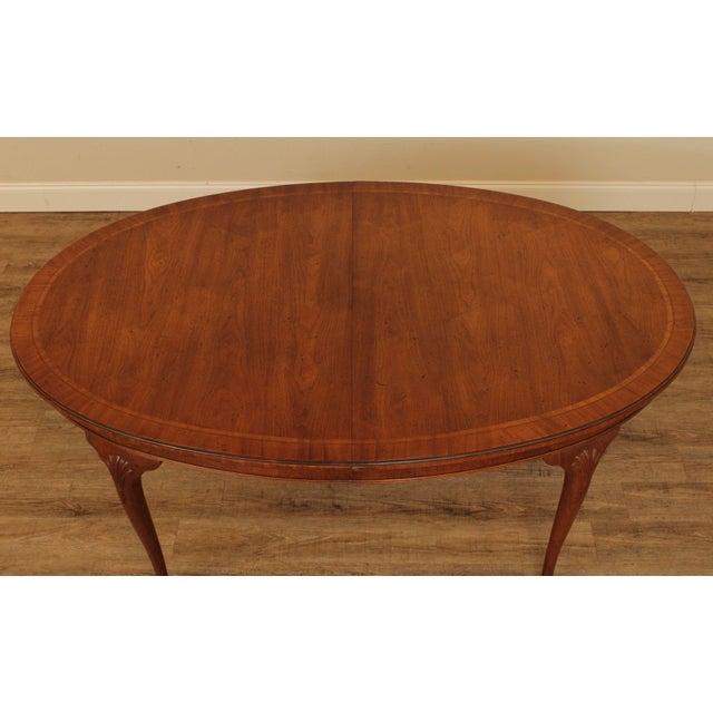 Henredon 18th Century Portfolio Collection Walnut Oval Queen Anne