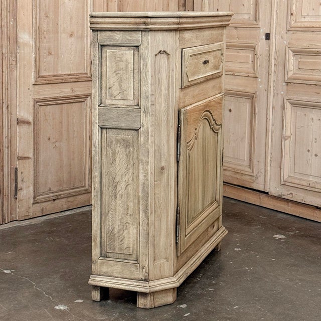 18th Century Country French Louis XV Stripped Oak Confiturier For Sale - Image 11 of 18