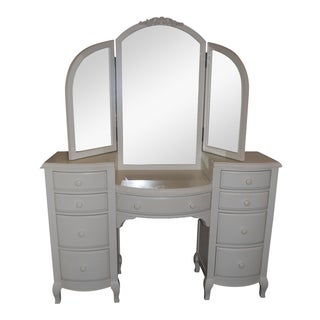 Pottery Barn Teen Lilac Vanity For Sale