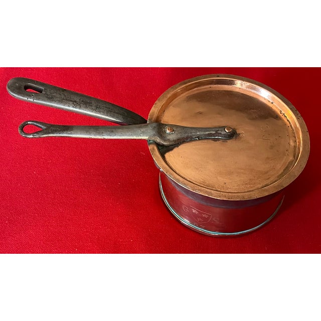 Antique 19th Century English Copper Estate Sauce Pan With Hand Engraved Crest For Sale In New York - Image 6 of 15
