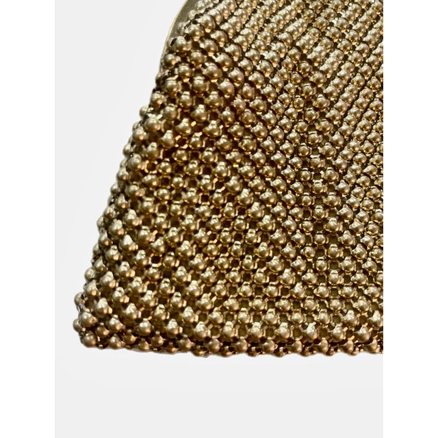 1920s Whiting & Davis Gold Beaded Bag With Mesh Wristlet For Sale - Image 9 of 12