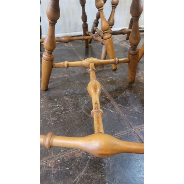 Nichols & Stone Windsor Traditional Fiddleback Maple Dining Chairs Set Six 1960s For Sale In San Diego - Image 6 of 10