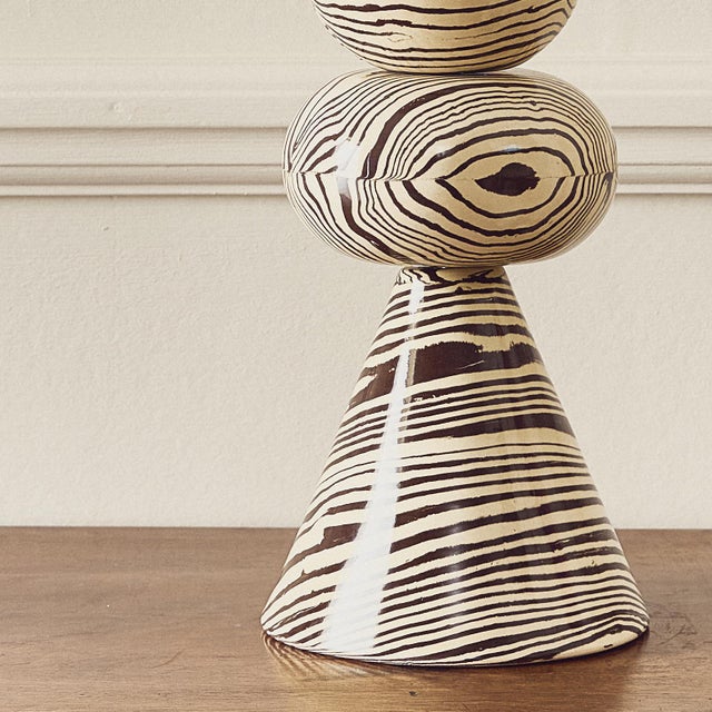 The Swan stands tall and elegant and majestic like it's namesake. She'll effortlesslesly glide into any space and...