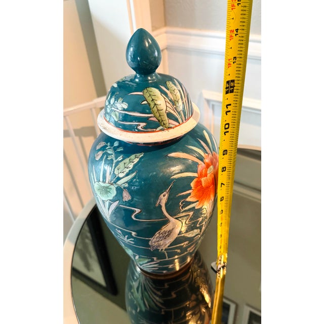 Mid-20th Century Chinese Porcelain Vase With Crane and Lotus Motifs For Sale - Image 9 of 11