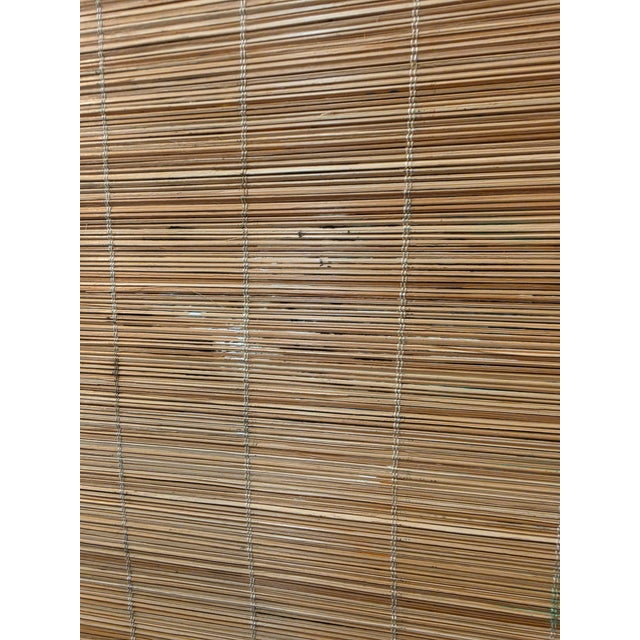 Beige Mid 20th Century Hand-Painted Bamboo Slat Wall Scroll Mandarin Ducks & Lotus Flowers For Sale - Image 8 of 12