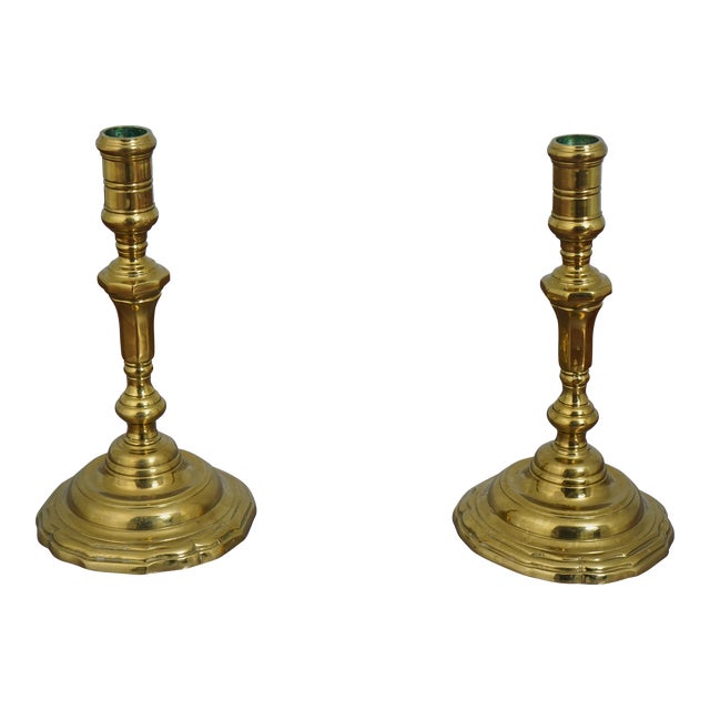 Pair Virginia Metalcrafters Colonial Williamsburg Brass Candlesticks For Sale