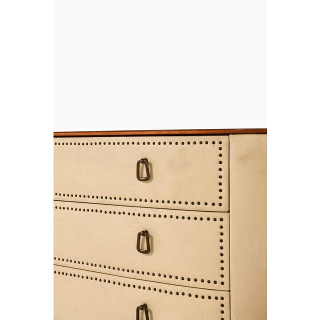 Metal Bureau in Mahogany and White Artificial Leather attributed to Halvdan Pettersson, 1950s For Sale - Image 7 of 9