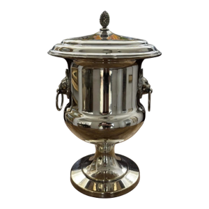 Early Twentieth Century Entity Classic Silver Plated Footed Champagne Bucket Chiller With Lion-Head Door Knocker Handles and Lid With Finial