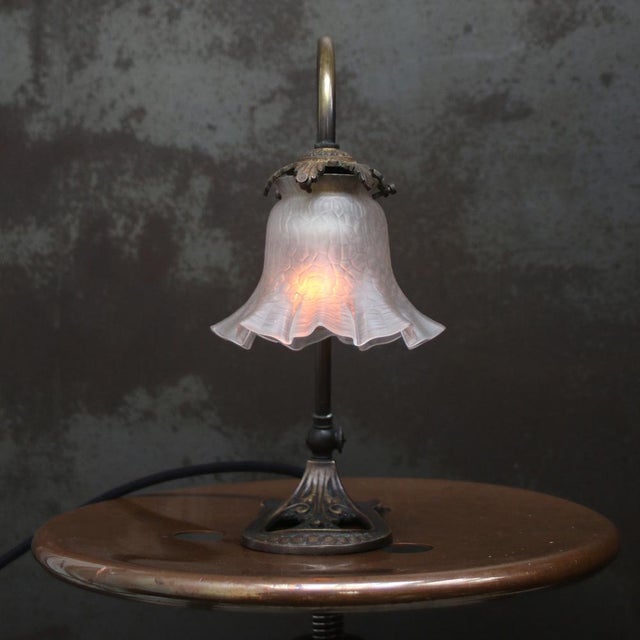 Art Nouveau French Brass & Frosted Glass Table Lamp For Sale - Image 4 of 9