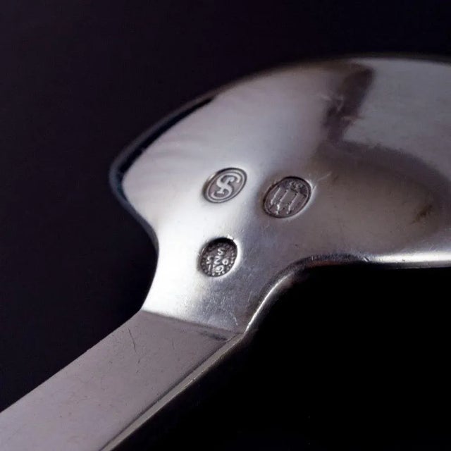 Pyramide Six-Person Dinner Service in Sterling Silver from Georg Jensen, 1930s, Set of 18 For Sale - Image 9 of 10