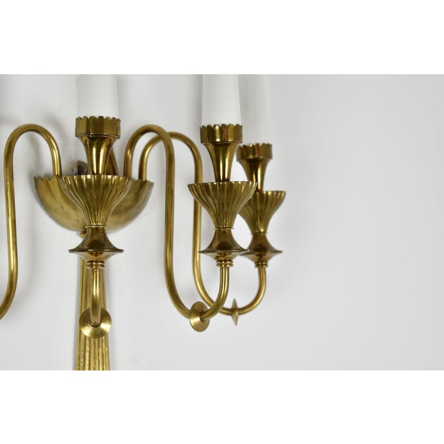 1940s Pair of Four-Light Italian Brass Candelabra Sconces, 1940s For Sale - Image 5 of 9
