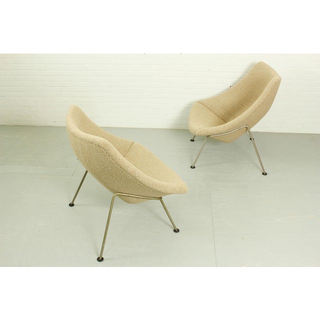 Beige Vintage Oyster Chairs by Pierre Paulin, 1970s, Set of 2 For Sale - Image 8 of 14