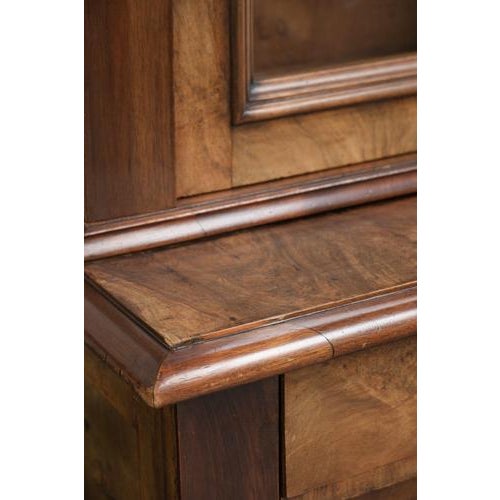 Antique English Buffet Cabinet in Glass, 19th Century For Sale - Image 11 of 18