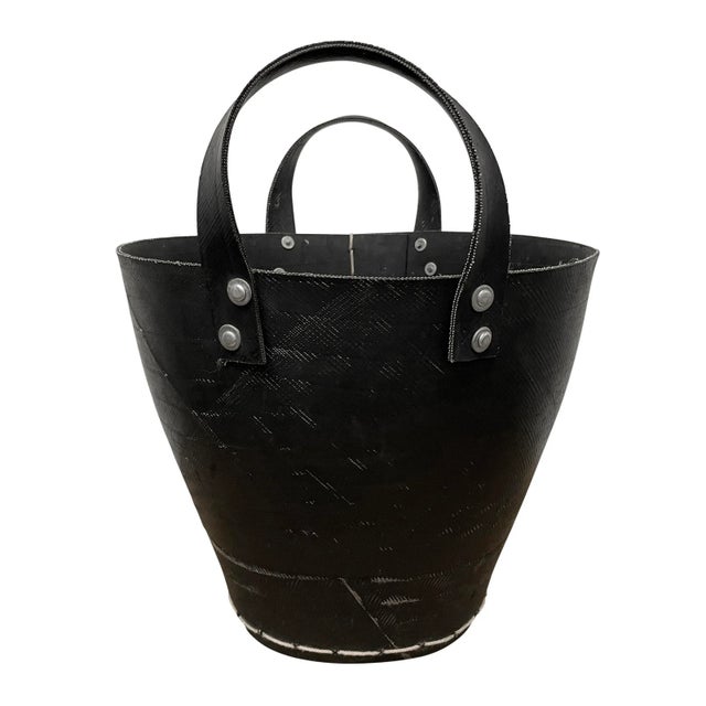 Rubber Tire Bucket For Sale - Image 4 of 10