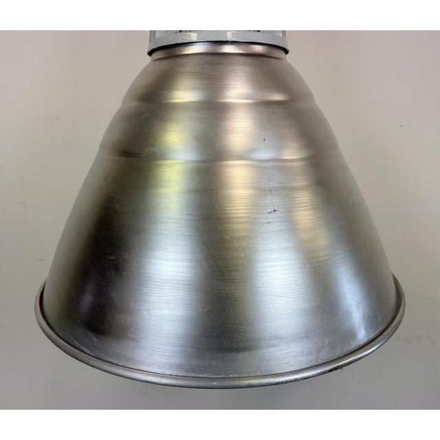 Large Industrial Aluminium Pendant Light from Elektrosvit, 1960s For Sale - Image 4 of 18