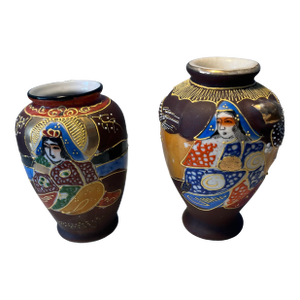 Vintage Miniature Satsuma Style Moriage Set of 2 Small Vases