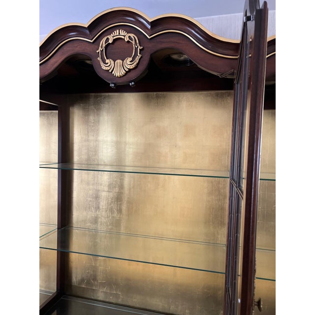 1980s Gilt Union National Furniture Company China Cabinet For Sale In Boston - Image 6 of 14