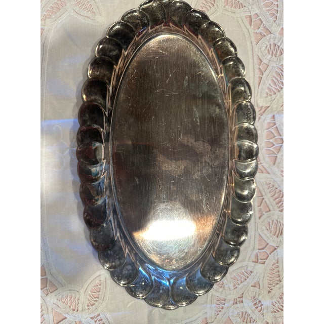American Vintage Silver Plated Scallop Oval Bowl For Sale - Image 3 of 4
