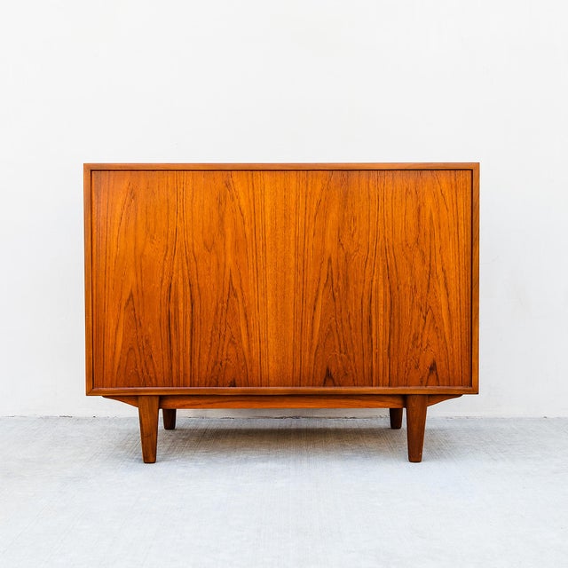 1960s Restored Ib Kofod-Larsen Danish Modern Teak Chest of Drawers by Brande Mobelfabrik For Sale - Image 15 of 16