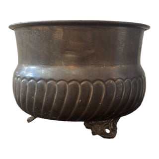 Vintage 1980s Footed Brass Cachepot With Gadrooned Detail For Sale