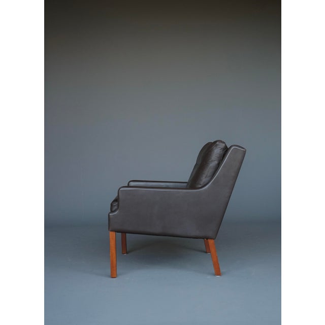 Danish Chairs in Leather by Georg Thams for Vejen Polstermøbelfabrik, 1960s, Set of 2 For Sale - Image 6 of 12