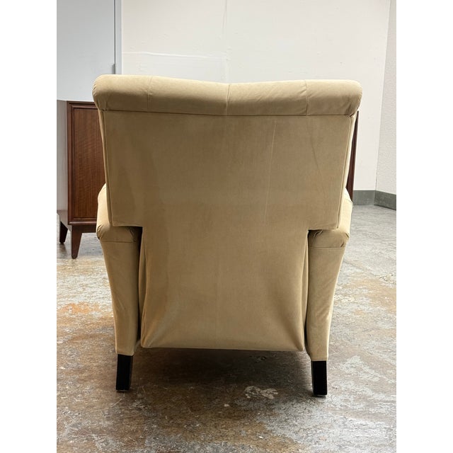 2020s La-Z-Boy Cosmopolitan Recliner For Sale - Image 5 of 12