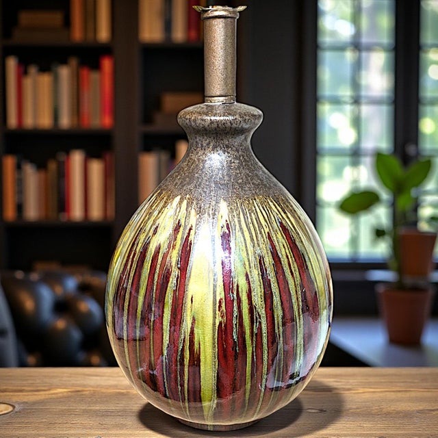 Earth-Toned Mid Century Ceramic Drip Glaze Lamp With Cream Tapered Drum Shaped Shade For Sale In Palm Springs - Image 6 of 12