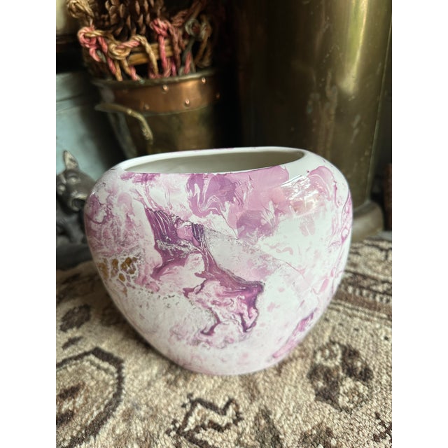 Sascha Brastoff Vintage Sascha Brastoff Abstract Pink & Gold Drip Glaze Studio Pottery Vase - Hollywood Series For Sale - Image 4 of 7