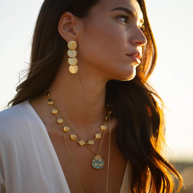 Sun Kissed Seashell Energy Necklace For Sale - Image 4 of 7