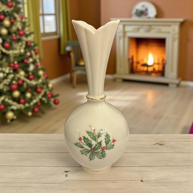 Vintage Lenox Holly Leaves and Red Berries Motif Bud Vase For Sale - Image 12 of 12
