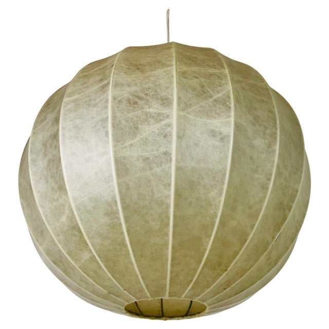 Mid-Century Round Cocoon Pendant Lamp, 1960s, Italy For Sale - Image 10 of 10