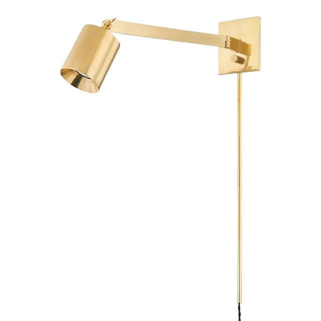 Hudson Valley Lighting Mark D. Sikes Highgrove 1-Light Portable Plug In Sconce, Aged Brass For Sale