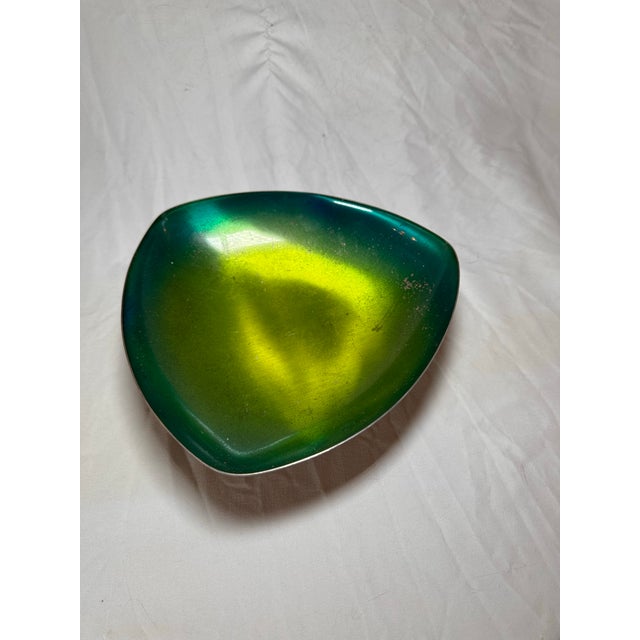 1960s Acid Yellow to Turquoise Blue Enamel Ombré Bowl For Sale - Image 5 of 10