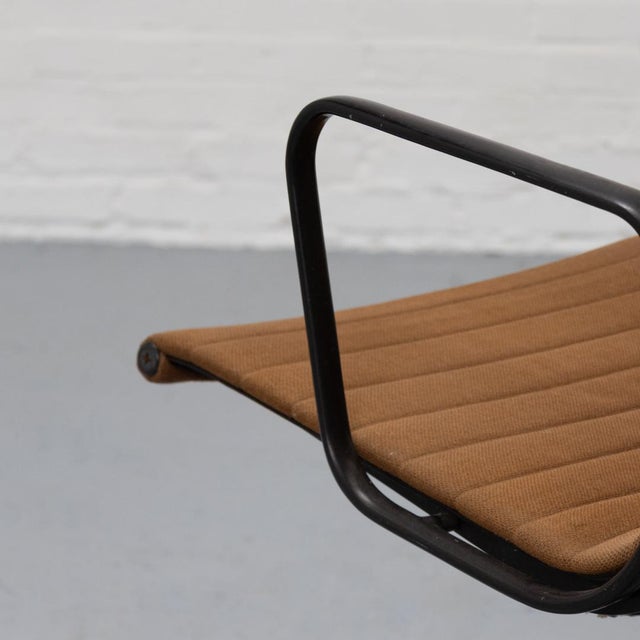 EA107 Chair by Charles & Ray Eames for Herman Miller, 1970s For Sale - Image 9 of 18