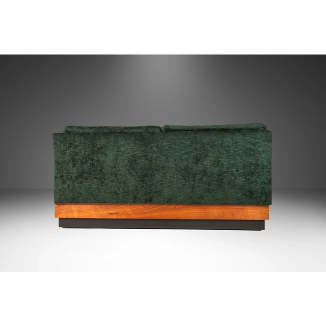 Mid-Century Modern Mid-Century Modern Brutalist Platform Loveseat Sofa in Walnut by Adrian Pearsall for Craft Associates, Usa, 1960's For Sale - Image 3 of 12