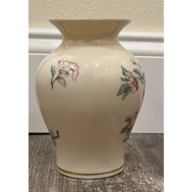 Lovely discontinued Lenox Serenade pattern vase in perfect condition. No chips, cracks or crazing, this absolutely...