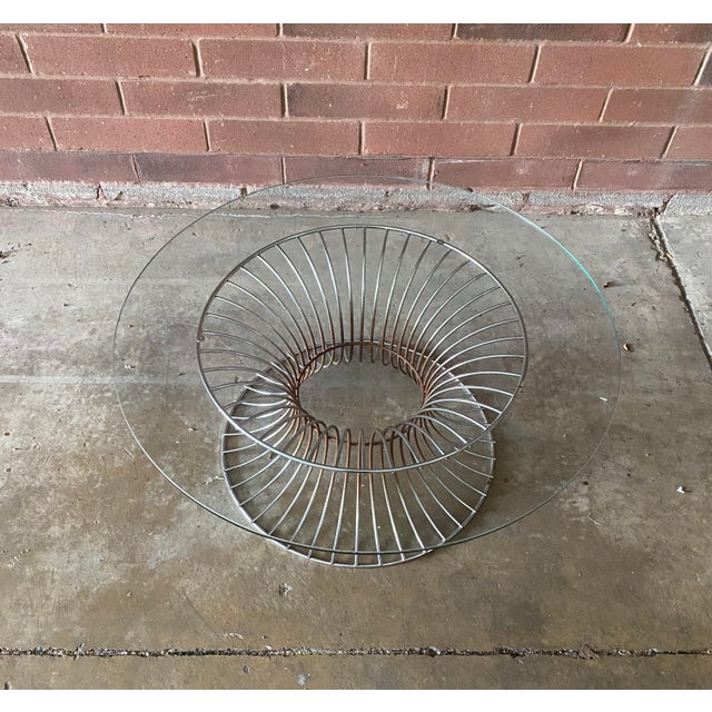 Vintage 1980s Warren Platner-Style Coffee Table with Glass Top This stunning vintage coffee table is designed in the style...