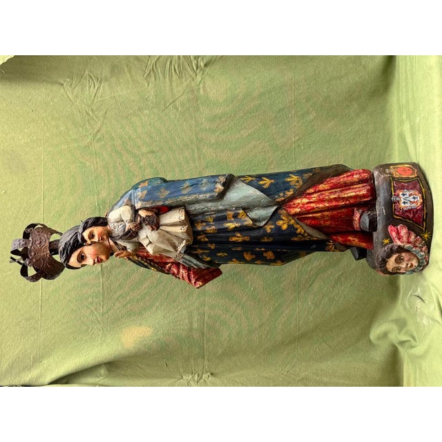 Virgin and Child in Polychrome Wood For Sale - Image 4 of 15