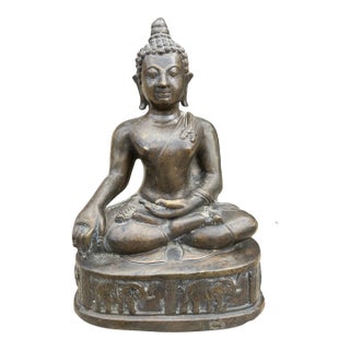 Antique Asian Seated Buddha Sculpture For Sale